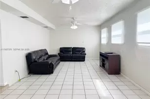 1911 N 44th Ave, Hollywood, FL 33021 - Photo 8