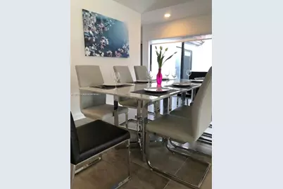 534 NE 195th St, Miami, FL 33179 - Photo 8