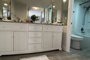 1700 Embassy Dr, West Palm Beach, FL 33401 - Photo 16