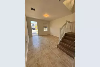 772 NE 191st Ter, Miami, FL 33179 - Photo 2