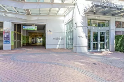 3250 NE 1st Ave #1006, Miami, FL 33137 - Photo 2