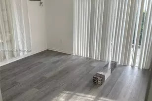 3268 SW 25th St, Miami, FL 33133 - Photo 10