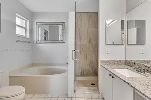 1498 SW 106th Ave, Pembroke Pines, FL 33025 - Photo 30