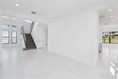 13083 Feathering Way, Palm Beach Gardens, FL 33412 - Photo 10