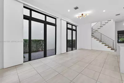 8237 NW 43rd St, Doral, FL 33166 - Photo 22