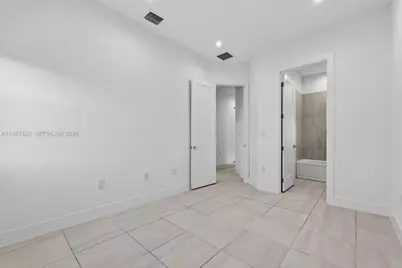 8237 NW 43rd St, Doral, FL 33166 - Photo 38
