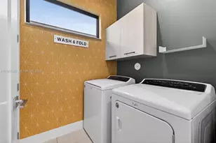 8237 NW 43rd St, Doral, FL 33166 - Photo 36