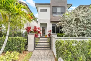 8237 NW 43rd St, Doral, FL 33166 - Photo 1