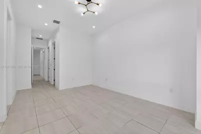 8237 NW 43rd St, Doral, FL 33166 - Photo 48