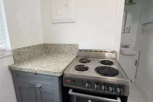 430 SW 6th Ave, Miami, FL 33130 - Photo 10