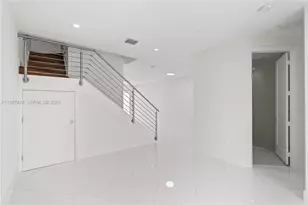 6432 NW 104th Ct, Doral, FL 33178 - Photo 10