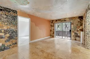 6580 W 27th Ct, Hialeah, FL 33016 - Photo 10