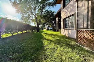 10616 NW 10th St, Pembroke Pines, FL 33026 - Photo 32