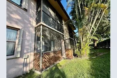 10616 NW 10th St #104, Pembroke Pines, FL 33026 - Photo 30