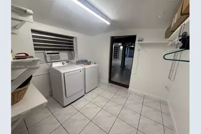 11602 NW 58th Ave, Hialeah, FL 33012 - Photo 28