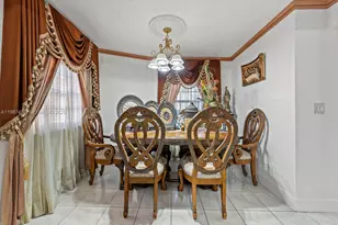 871 SE 5th Pl, Hialeah, FL 33010 - Photo 12