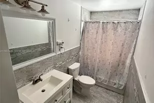 17424 SW 108th Ct, Miami, FL 33157 - Photo 8