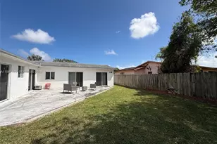 17424 SW 108th Ct, Miami, FL 33157 - Photo 14