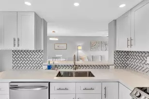 1811 Sabal Palm Dr, Davie, FL 33324 - Photo 8