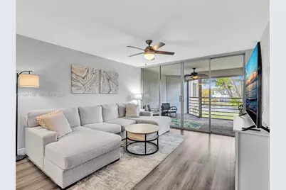 1811 Sabal Palm Dr #307, Davie, FL 33324 - Photo 18