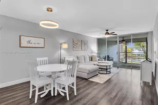 1811 Sabal Palm Dr, Davie, FL 33324 - Photo 4