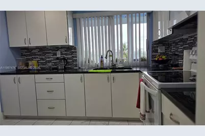 9400 Lime Bay Blvd #315, Tamarac, FL 33321 - Photo 4