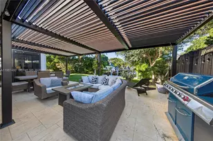 371 SE 3rd St, Pompano Beach, FL 33060 - Photo 24