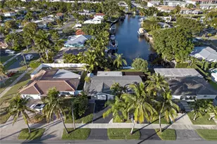 371 SE 3rd St, Pompano Beach, FL 33060 - Photo 4