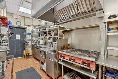 Restaurant For Sale in The Heart Of Kendall, Kendall, FL 33186 - Photo 8