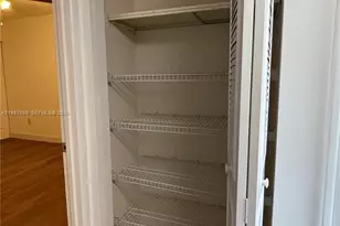 9240 Fontainebleau Blvd, Miami, FL 33172 - Photo 28