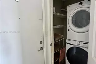 9701 Fontainebleau Blvd, Miami, FL 33172 - Photo 10