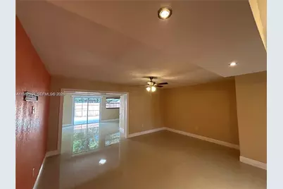 5469 NW 170th Ter #5469, Miami Gardens, FL 33055 - Photo 10