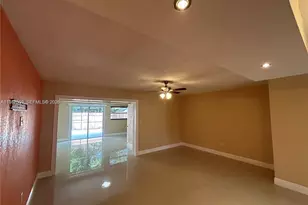 5469 NW 170th Terrace, Miami Gardens, FL 33055 - Photo 10