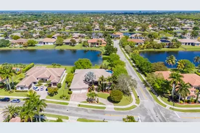 15127 SW 40th St, Davie, FL 33331 - Photo 54