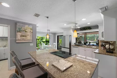 196 Scarborough Ter, Wellington, FL 33414 - Photo 20