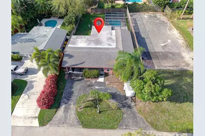 1761 NE 37th St, Oakland Park, FL 33334 - Photo 24