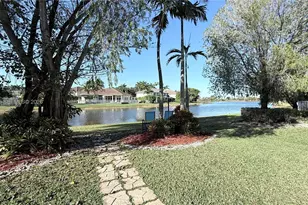 1392 Canary Island Dr, Weston, FL 33327 - Photo 18