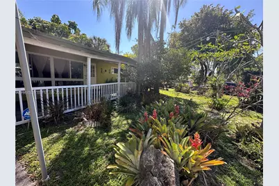 2490 Andros Ln, Fort Lauderdale, FL 33312 - Photo 26