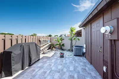 12324 SW 111th S Canal St Rd, Miami, FL 33186 - Photo 32