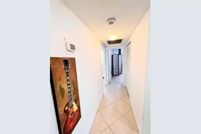300 Bayview Dr #915, Sunny Isles Beach, FL 33160 - Photo 24