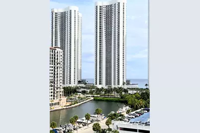 300 Bayview Dr #915, Sunny Isles Beach, FL 33160 - Photo 30