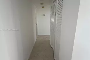300 Bayview Dr, Sunny Isles Beach, FL 33160 - Photo 10