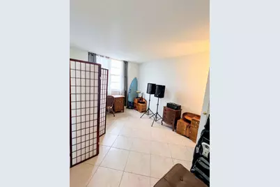 300 Bayview Dr #915, Sunny Isles Beach, FL 33160 - Photo 22