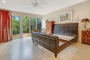 820 NE 19th Ave, Fort Lauderdale, FL 33304 - Photo 2