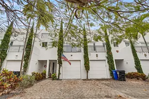 820 NE 19th Ave, Fort Lauderdale, FL 33304 - Photo 1