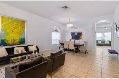 1886 NW 145th Ter, Pembroke Pines, FL 33028 - Photo 2