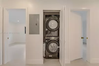 1017 NW 47th St, Miami, FL 33127 - Photo 26