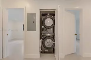 1017 NW 47th St, Miami, FL 33127 - Photo 26