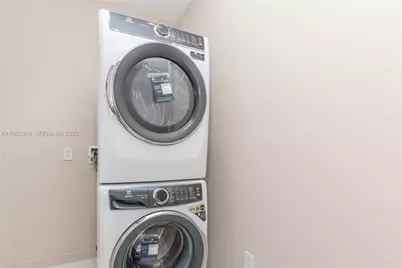 851 NE 1st Ave #PH 4611, Miami, FL 33132 - Photo 40