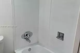 6020 NW 44th St, Lauderhill, FL 33319 - Photo 12